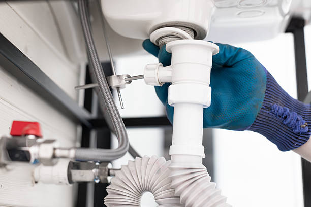 Reliable Emergency Plumber contractor in Washington, IL by Masters Plumbing Service
